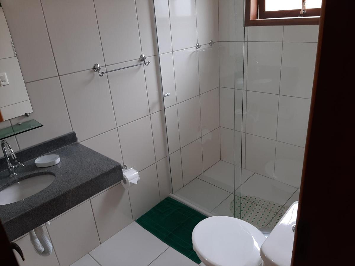 Quarto Triplo Básico
